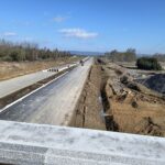 km 61+050_tymczasowe miejsce składowania belek typu T
