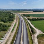 ~km 62+500 Warstwy konstrukcyjne asfaltowe drogi, ściek liniowy
